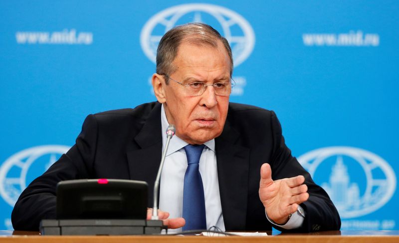 © Reuters. FOTO DE ARCHIVO. El ministro de Relaciones Exteriores de Rusia, Sergei Lavrov, habla durante una conferencia, en Moscú, Rusia