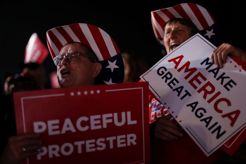 © Reuters. U.S. President Donald Trump attends a campaign rally in Reno