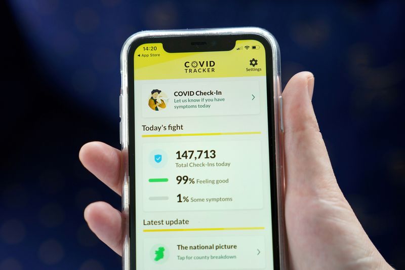 &copy; Reuters. FILE PHOTO: A photo illustration shows the Covid Tracker Ireland app in Galway