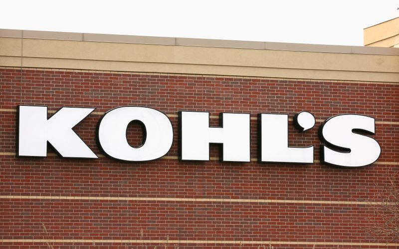 &copy; Reuters. The sign outside a Kohl&apos;s store is seen in Broomfield, Colorado