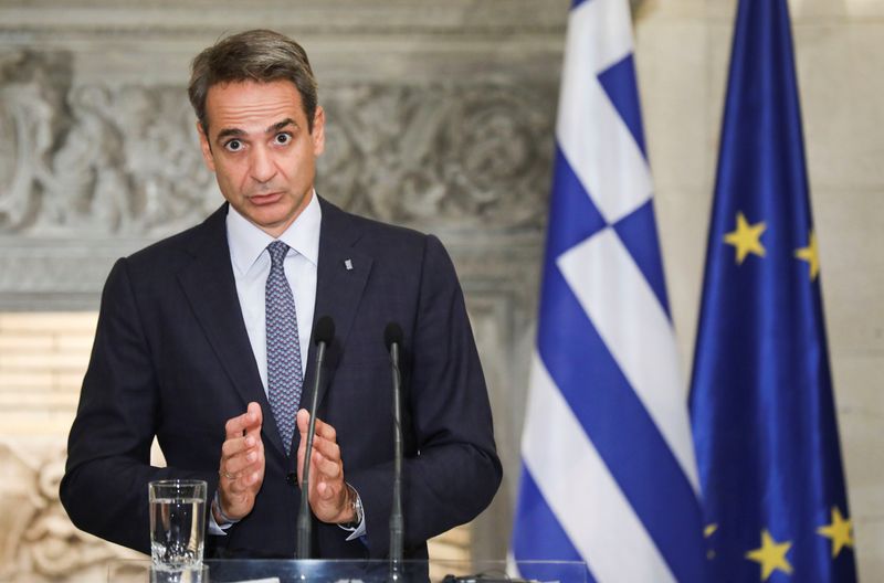 &copy; Reuters. EU Council President Michel meets with Greek PM Mitsotakis in Athens