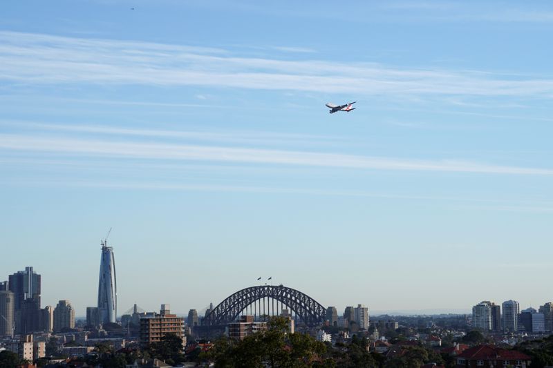 &copy; Reuters. FILE PHOTO: A view shows a Qantas Boeing 747 jumbo jet that departed from Sydney Airport, in Sydney