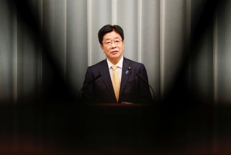 &copy; Reuters. 衆院解散、任期念頭にコロナ情勢みつつ首相が判断＝加藤官房長官