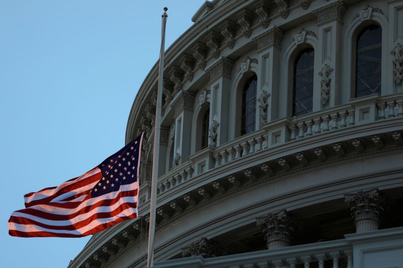 © Reuters. U.S. Capitol is seen in Washington