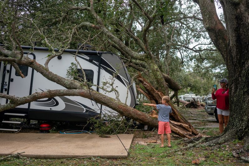 © Reuters. Hurricane Sally impact in Alabama