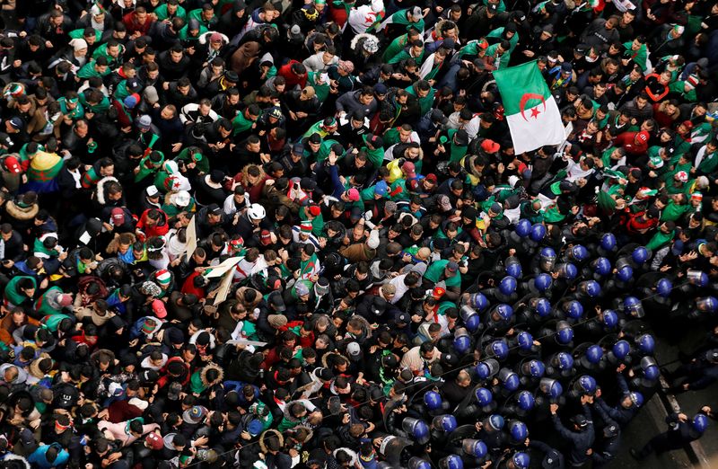 &copy; Reuters. حقائق-القوى الأساسية على الساحة السياسية في الجزائر