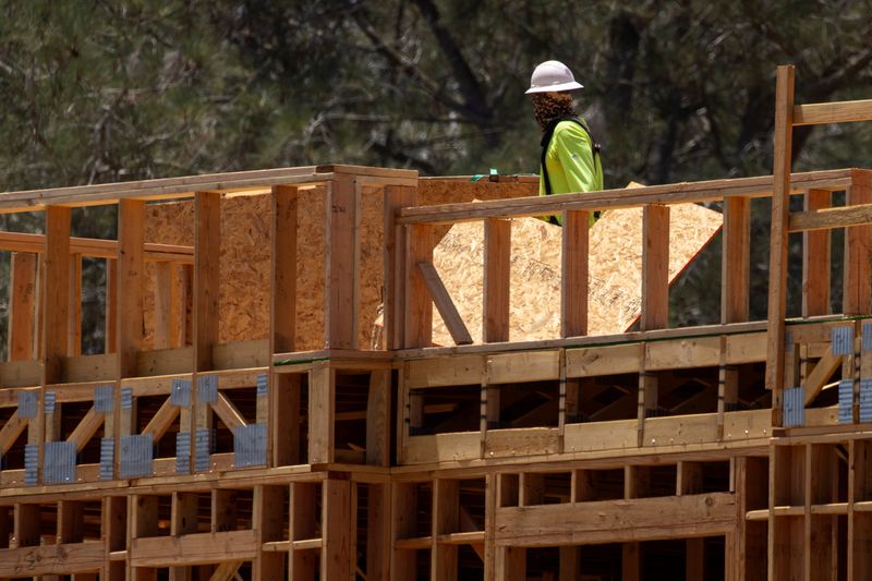 © Reuters. Construção de projeto residencial na Califórnia