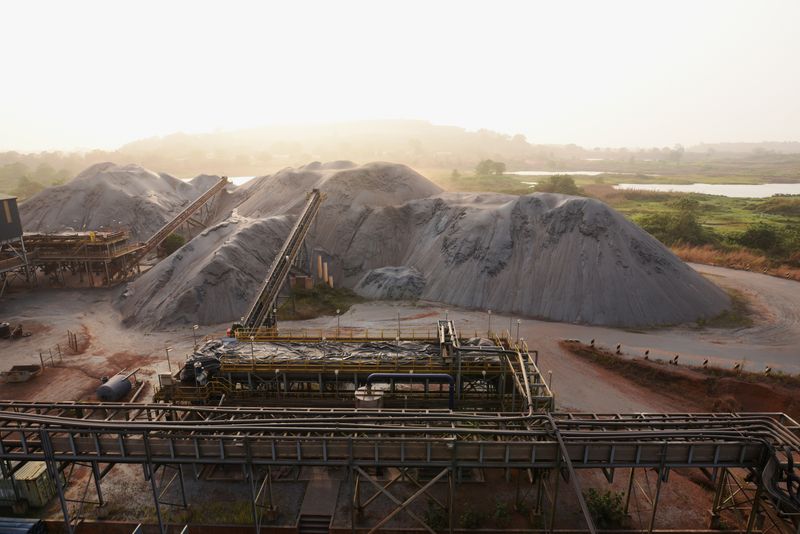 &copy; Reuters. Processamento de minério de ferro em Marampa