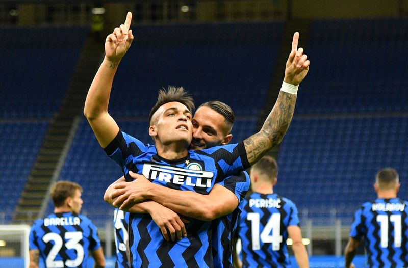 © Reuters. Serie A - Inter Milan v Fiorentina