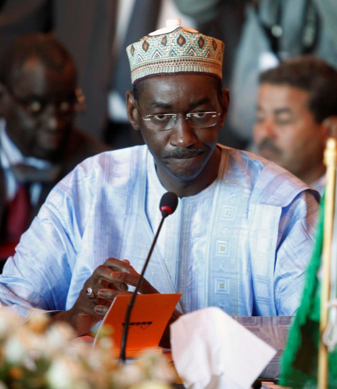 © Reuters. FILE PHOTO: Malian Foreign Minister Moctar Ouane attends a foreign ministers' meeting in Algiers