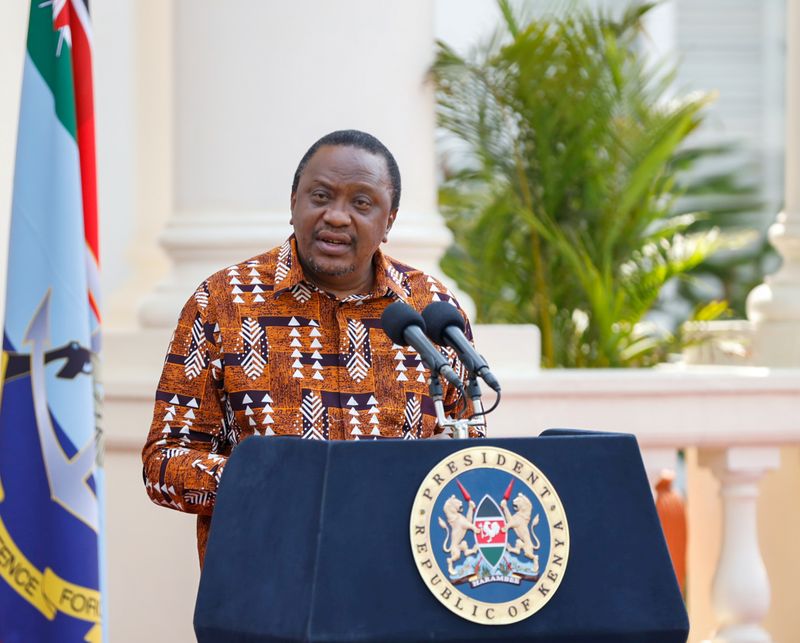 &copy; Reuters. رئيس كينيا يمدد حظر التجول شهرين
