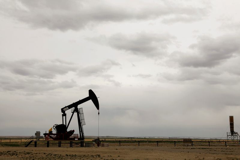 © Reuters. A TORC Oil & Gas pump jack near Granum