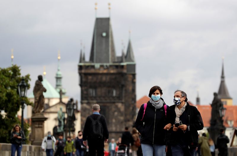 &copy; Reuters. التشيك تسجل 1287 إصابة جديدة بفيروس كورونا