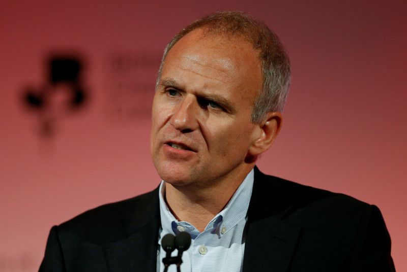 &copy; Reuters. FILE PHOTO: Dave Lewis, Tesco CEO, speaks at the the British Chamber of Commerce annual conference in London