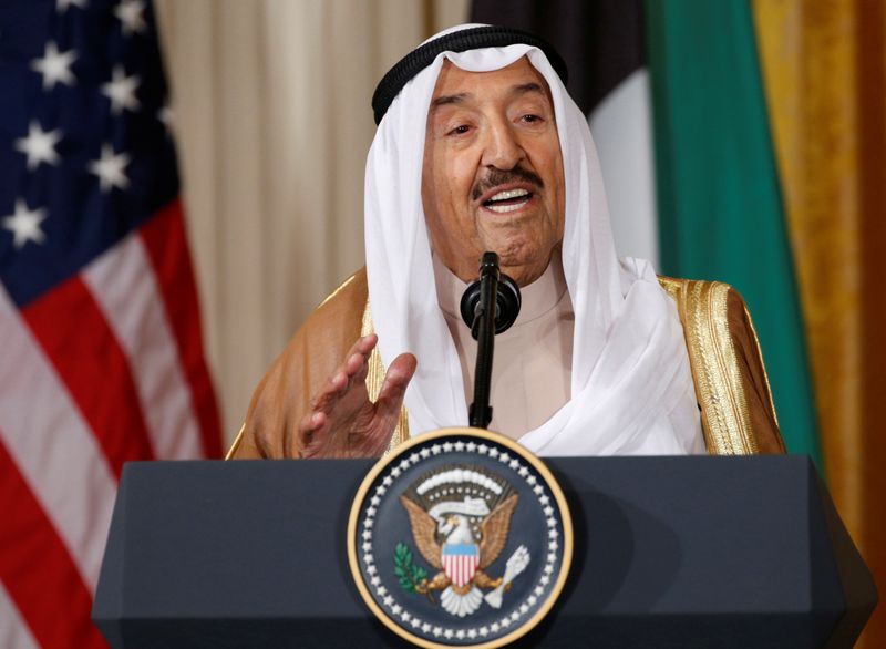 © Reuters. FILE PHOTO: Kuwait's Emir Sheikh Sabah Al-Ahmad Al-Jaber Al-Sabah  addresses joint news conference with U.S. President Trump at the White House in Washington