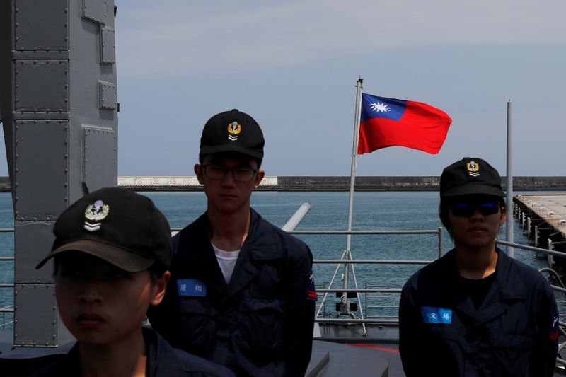 &copy; Reuters. Bandeira de Taiwan durante exercício militar em Hualien