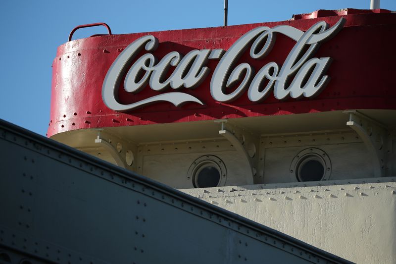 &copy; Reuters. コカ・コーラ、米アルコール飲料市場に参入へ　モルソンと連携