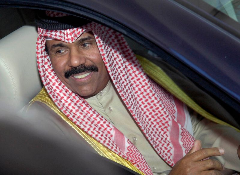 © Reuters. الحكومة: أمير الكويت الجديد هو ولي العهد الشيخ نواف الأحمد الصباح