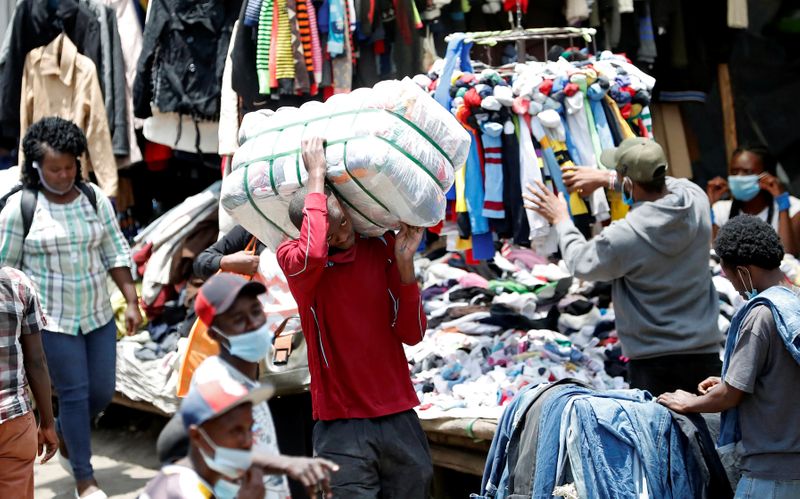 © Reuters. The global aftermarket for second-hand apparel amid COVID-19 crisis