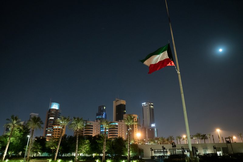 &copy; Reuters. أمير الكويت الجديد يؤدي اليمين يوم الأربعاء في ظل تحديات تواجهها المنطقة