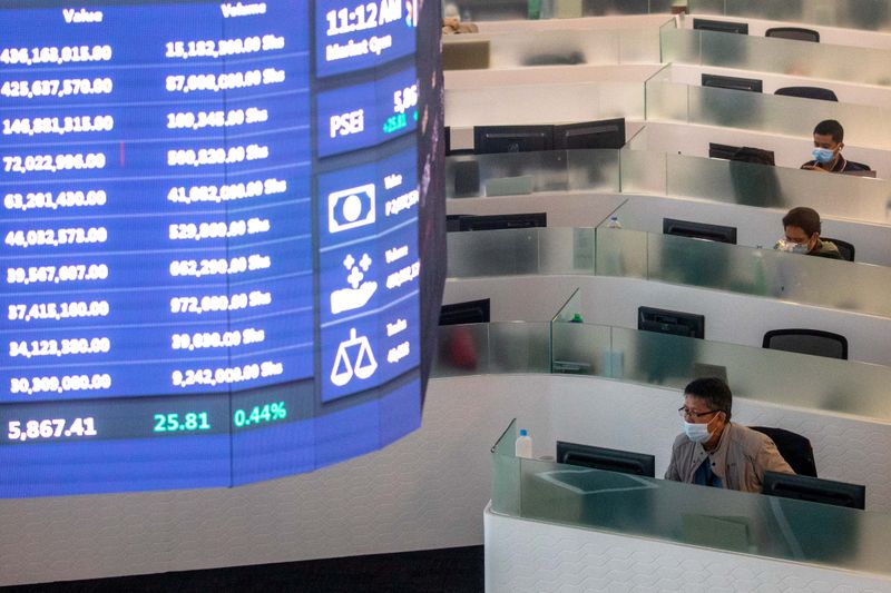 &copy; Reuters. Philippine Stock Exchange amid the coronavirus outbreak