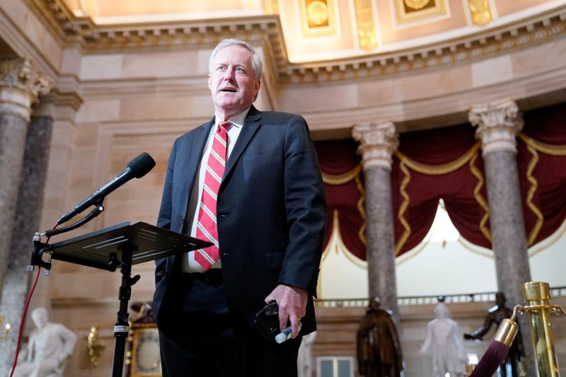 &copy; Reuters. White House Chief of Staff Meadows speaks to reporters in the U.S. Capitol in Washington