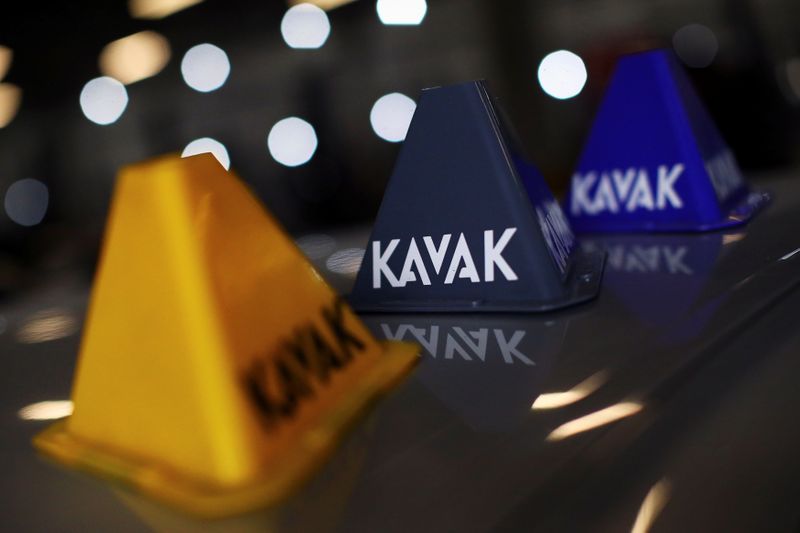 &copy; Reuters. A logo of used autos platform Kavak is pictured on a car in Mexico City