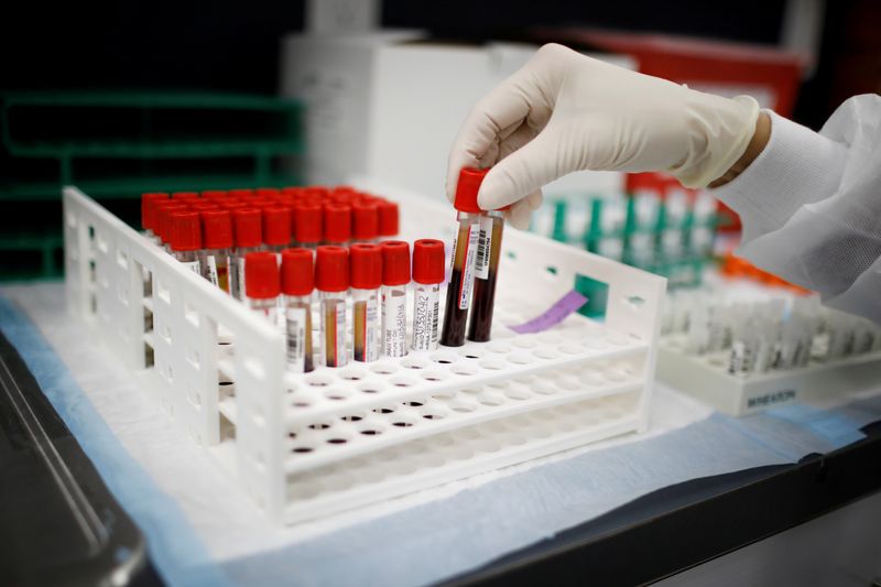&copy; Reuters. FILE PHOTO: Coronavirus disease (COVID-19) vaccination study at the Research Centers of America in Hollywood