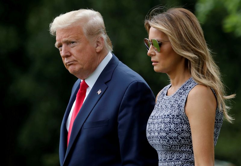 © Reuters. FILE PHOTO - President Trump departs for travel to Florida from the White House in Washington