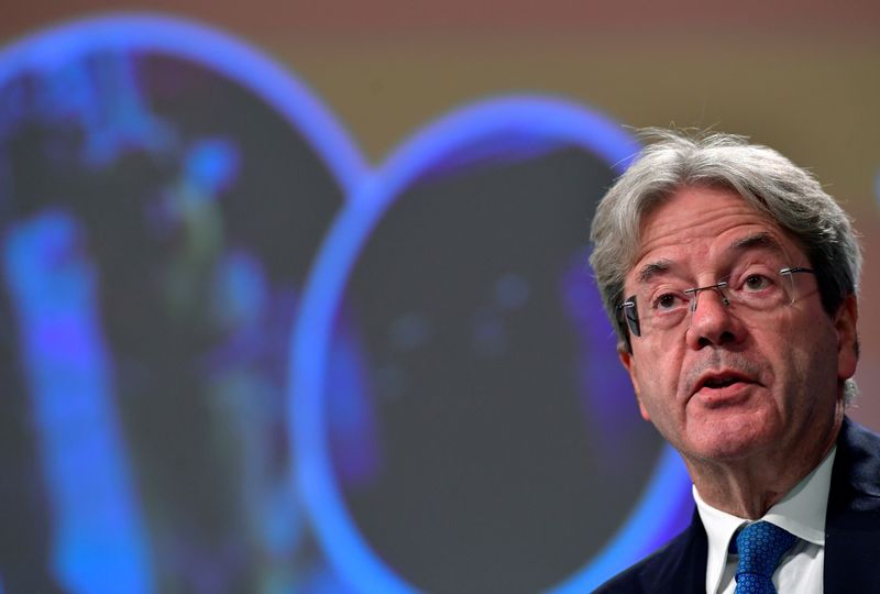 © Reuters. LES RÈGLES BUDGÉTAIRES EUROPÉENNES RESTERONT SUSPENDUES EN 2021, DIT GENTILONI