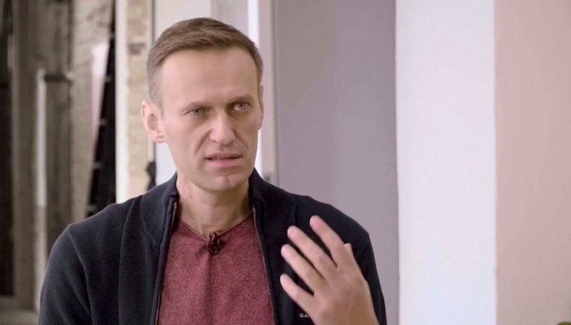 &copy; Reuters. Russian opposition politician Navalny attends an interview with a prominent Russian YouTube blogger in Berlin