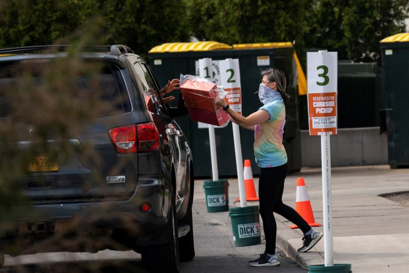 © Reuters. Central New York begins Phase One reopening as coronavirus disease (COVID-19) restrictions ease