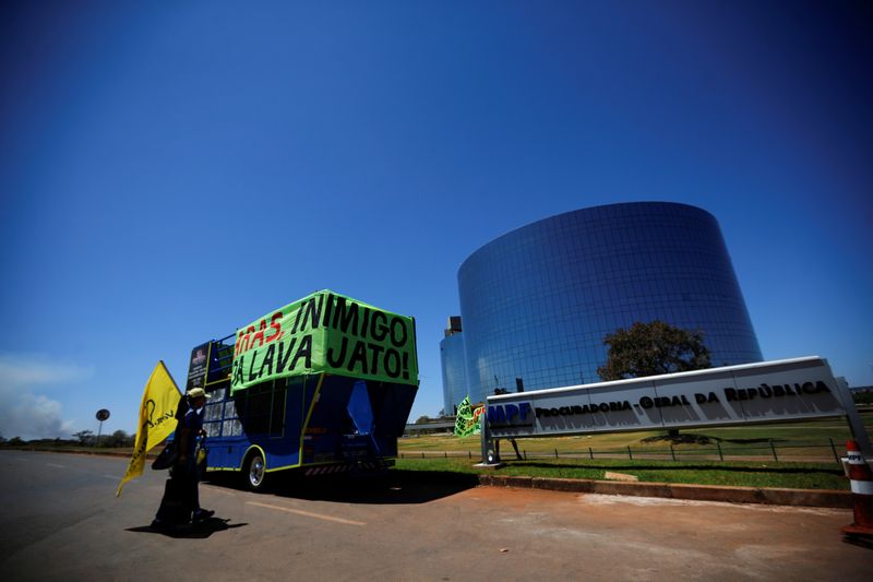 &copy; Reuters. Ato em apoio à Lava Jato em Brasília