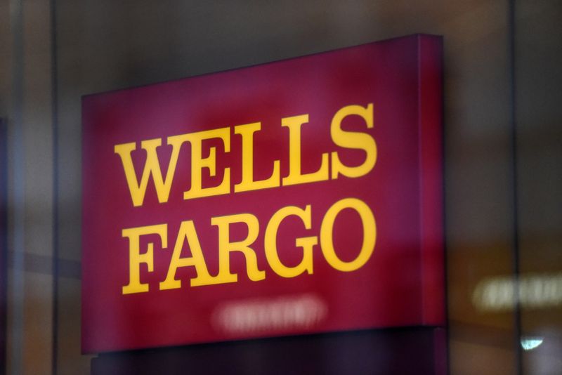 &copy; Reuters. FILE PHOTO: A Wells Fargo logo is seen in New York City