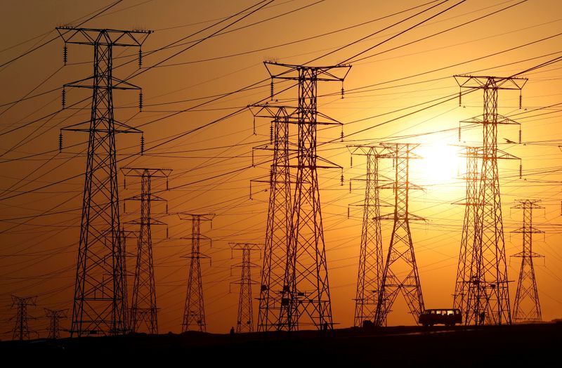 © Reuters. FRANCE: EDF ESPÈRE UNE CLARIFICATION DU CADRE DE L'HYDROÉLECTRICITÉ