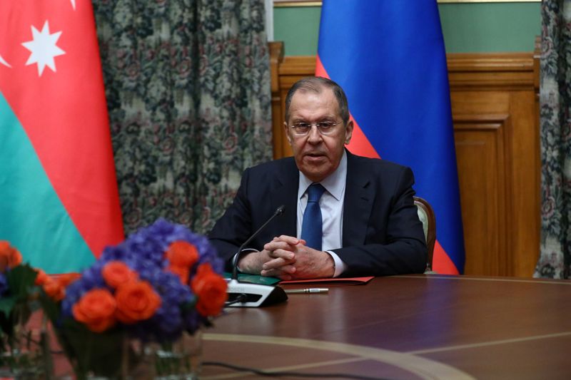 &copy; Reuters. アルメニアとアゼルバイジャン、停戦で合意＝ロシア外相