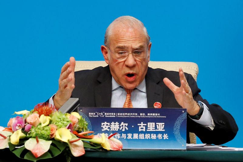 &copy; Reuters. OECD Secretary-General Angel Gurria speaks at a news conference following the &quot;1+6&quot; Roundtable meeting at the Diaoyutai state guesthouse in Beijing