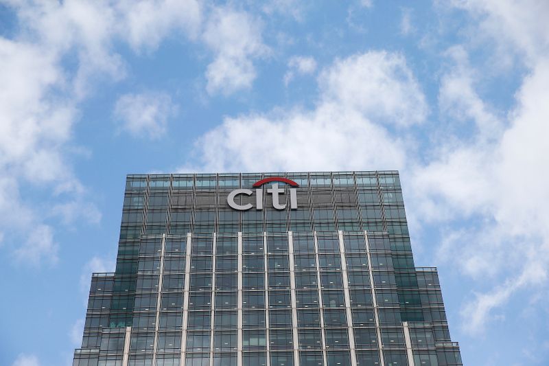 &copy; Reuters. Un ufficio di Citigroup a Canary Wharf, Londra, 19 maggio 2015