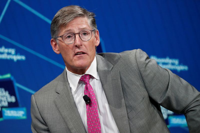 &copy; Reuters. FILE PHOTO: Michael Corbat, CEO of Citigroup, speaks during the Bloomberg Global Business Forum in New York City, New York