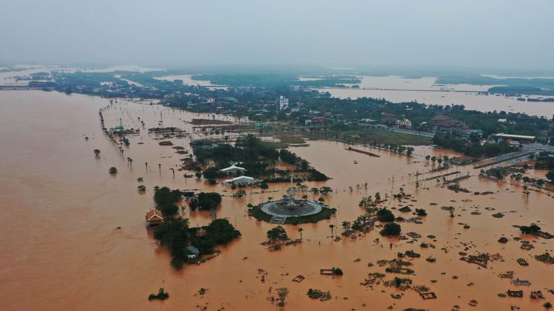 &copy; Reuters. Flooded villages are seen in Quang Tri province