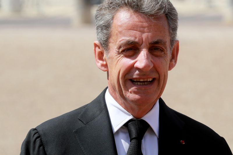 &copy; Reuters. SARKOZY &quot;STUPÉFAIT&quot; PAR SA MISE EN EXAMEN DANS L&apos;AFFAIRE DU FINANCEMENT LIBYEN