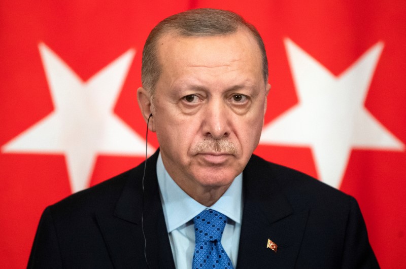 &copy; Reuters. أردوغان يقول لترودو إن تعليق تصدير تكنولوجيا الطائرات المسيرة يتعارض مع روح التحالف
