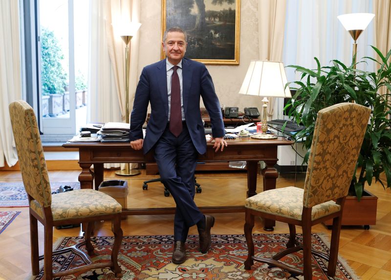 &copy; Reuters. FILE PHOTO: Senior Deputy Governor of the Bank of Italy, Fabio Panetta is seen in his office ahead of his appointment to the European Central Bank&apos;s executive committee