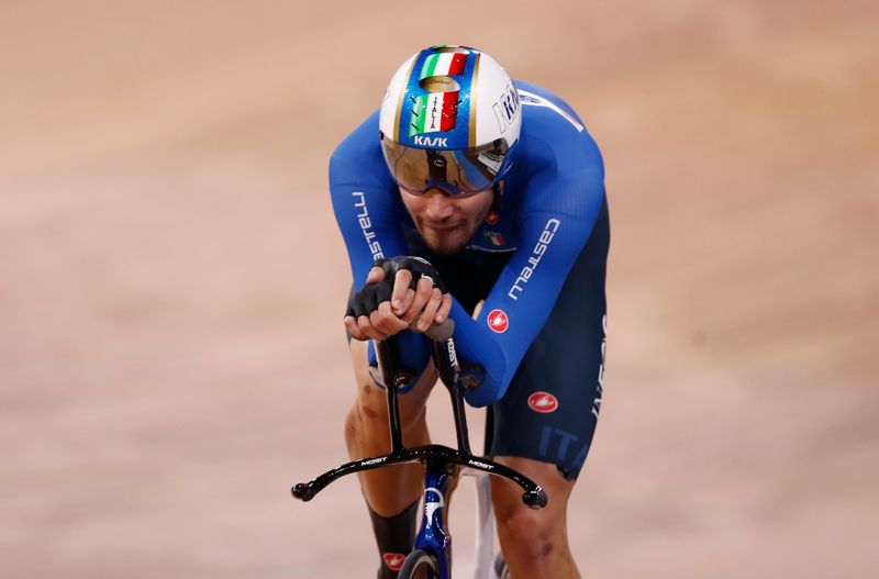 &copy; Reuters. جانا يفوز بثالث مرحلة له في سباق إيطاليا وألميدا يعزز صدارته