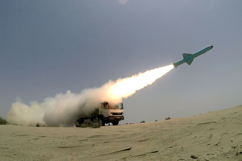 © Reuters. FILE PHOTO: An Iranian locally made cruise missile is fired during war games in the northern Indian Ocean and near the entrance to the Gulf