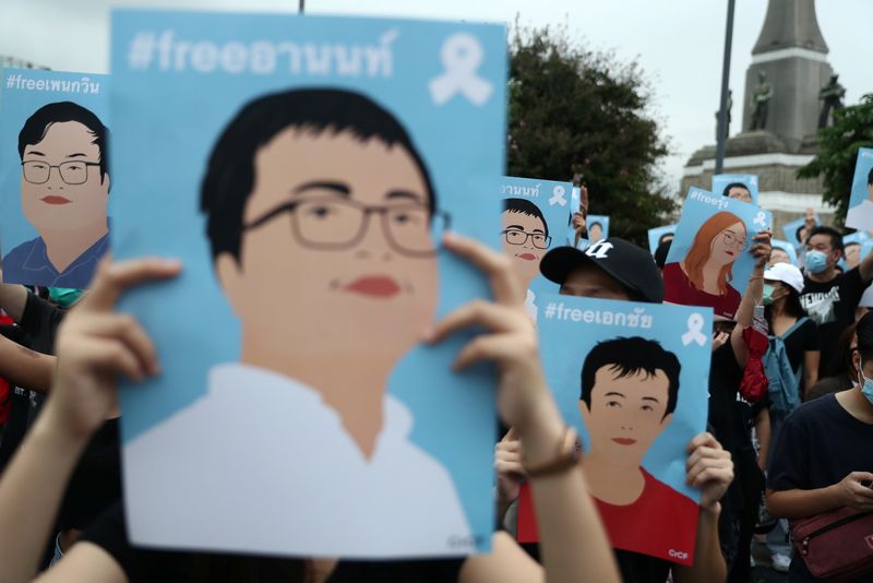 &copy; Reuters. Anti-government protest in Bangkok