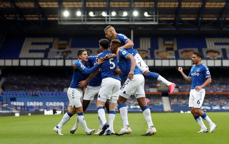 &copy; Reuters. FILE PHOTO: Premier League - Everton v Liverpool