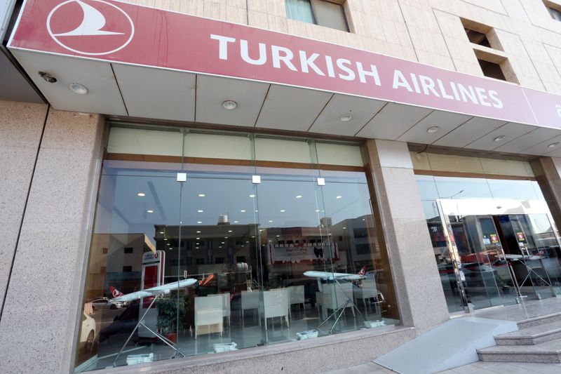 &copy; Reuters. Saudi supermarkets urge customers to boycott Turkish products