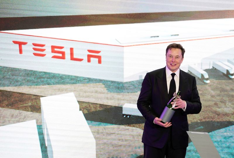 Can Tesla hit 2020 delivery goal? Investors watch for Musk steer