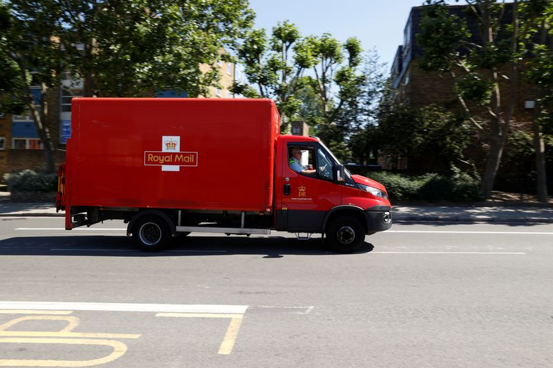 UK's Royal Mail launches parcel pickup service to tap online shopping